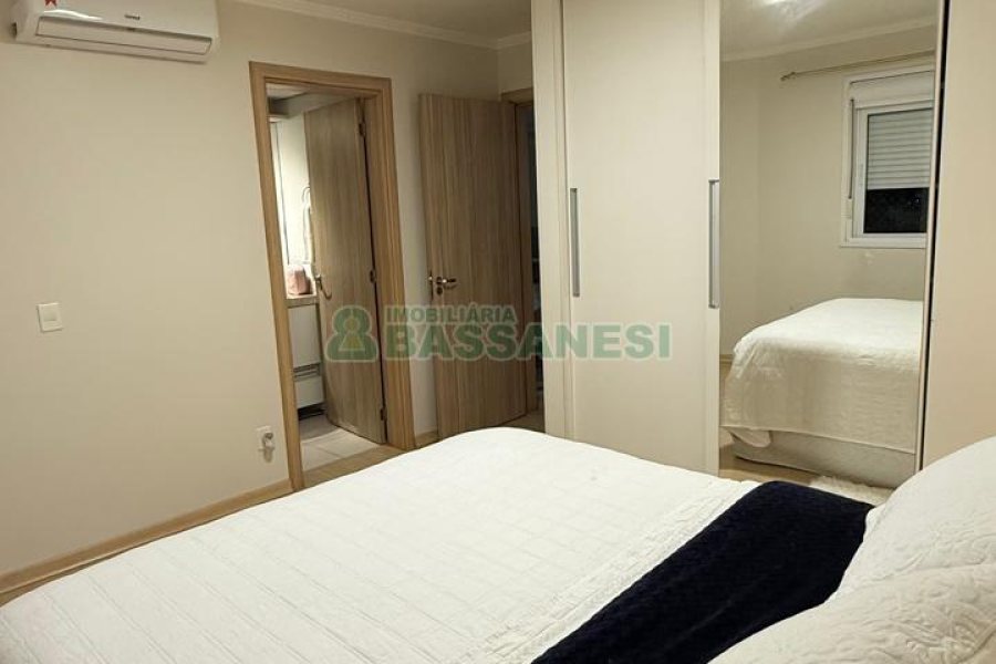 Apartamento com 66m², 2 dormitórios, 1 vaga, no bairro Kayser em Caxias do Sul para Comprar