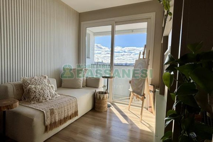 Apartamento com 58m², 1 dormitório, 1 vaga, no bairro Santa Catarina em Caxias do Sul para Comprar