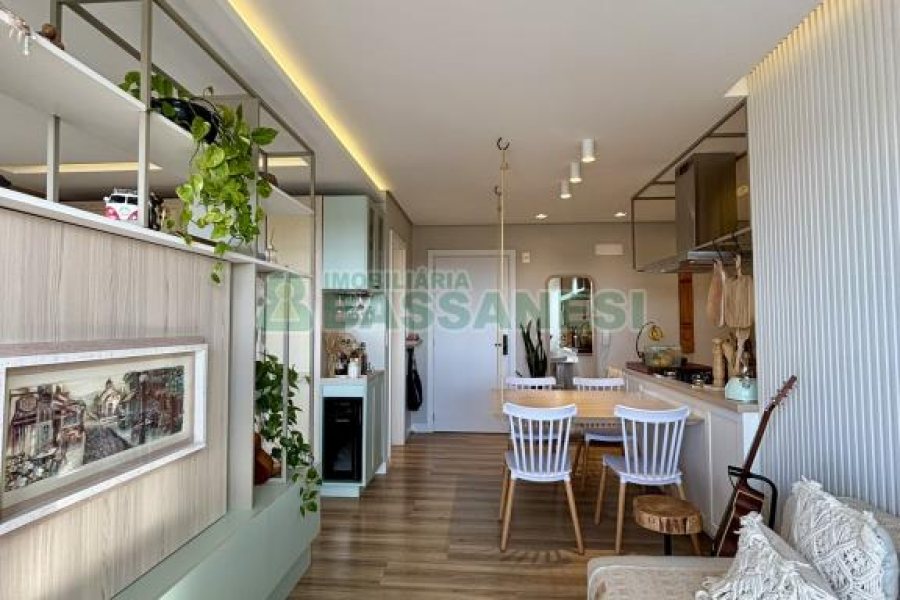 Apartamento com 58m², 1 dormitório, 1 vaga, no bairro Santa Catarina em Caxias do Sul para Comprar