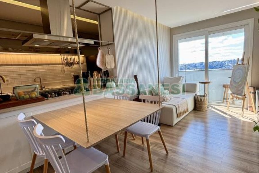 Apartamento com 58m², 1 dormitório, 1 vaga, no bairro Santa Catarina em Caxias do Sul para Comprar