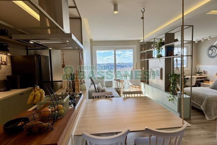 Apartamento com 58m², 1 dormitório, 1 vaga, no bairro Santa Catarina em Caxias do Sul para Comprar