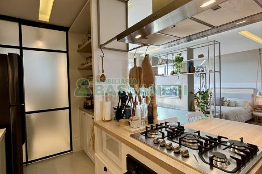 Apartamento com 58m², 1 dormitório, 1 vaga, no bairro Santa Catarina em Caxias do Sul para Comprar