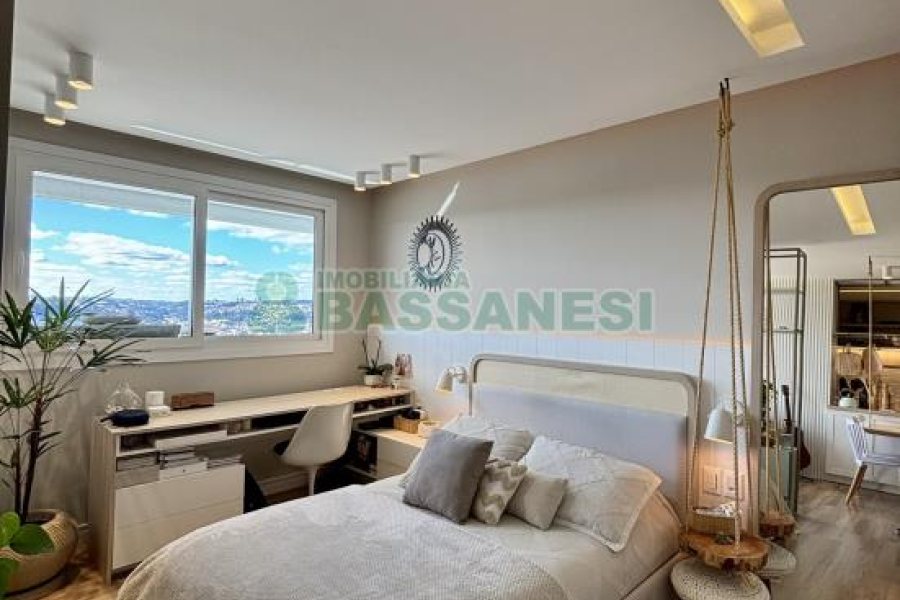 Apartamento com 58m², 1 dormitório, 1 vaga, no bairro Santa Catarina em Caxias do Sul para Comprar