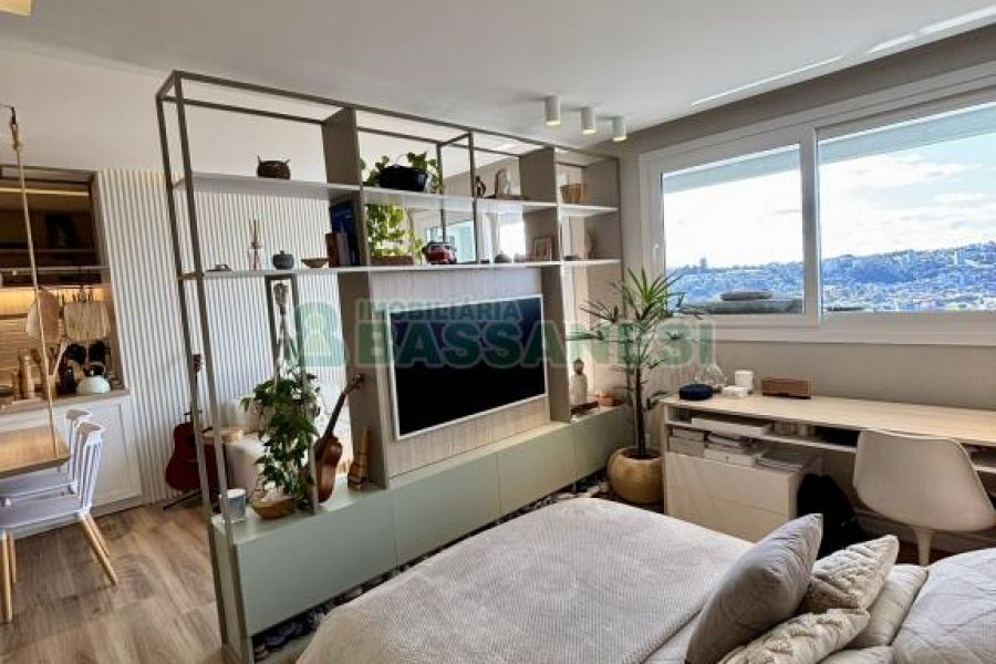 Apartamento com 58m², 1 dormitório, 1 vaga, no bairro Santa Catarina em Caxias do Sul para Comprar
