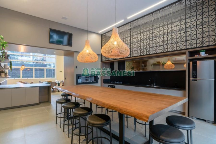 Apto Mobiliado com 164m², 3 dormitórios, 2 vagas, no bairro Madureira em Caxias do Sul para Alugar