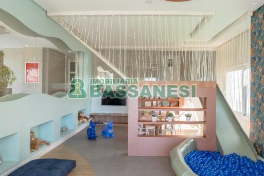 Apto Mobiliado com 164m², 3 dormitórios, 2 vagas, no bairro Madureira em Caxias do Sul para Alugar