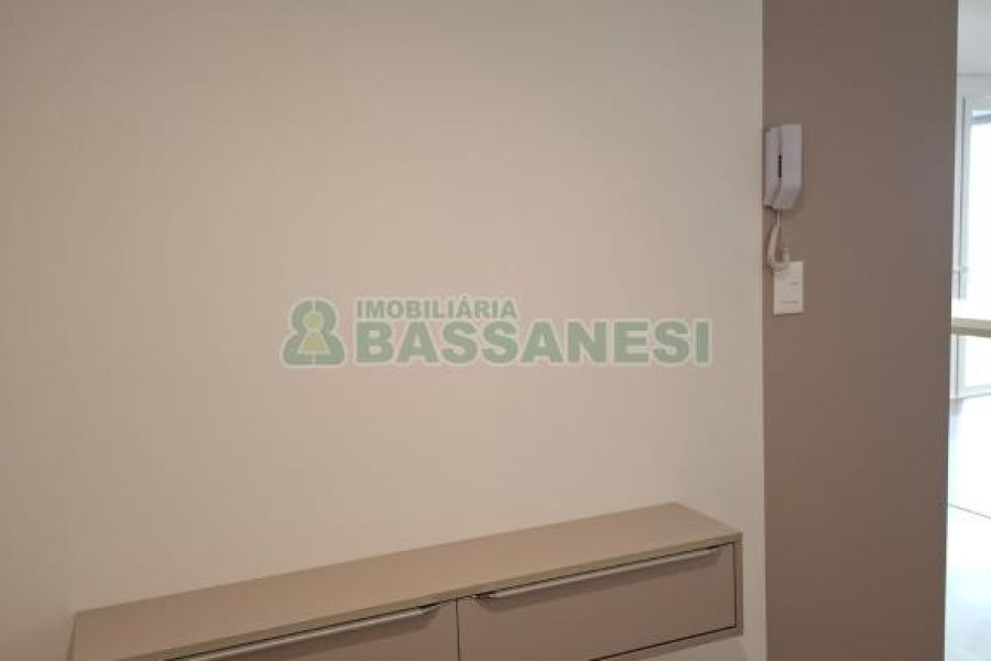 Apto Mobiliado com 164m², 3 dormitórios, 2 vagas, no bairro Madureira em Caxias do Sul para Alugar