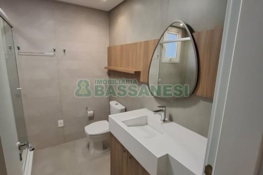 Apto Mobiliado com 164m², 3 dormitórios, 2 vagas, no bairro Madureira em Caxias do Sul para Alugar