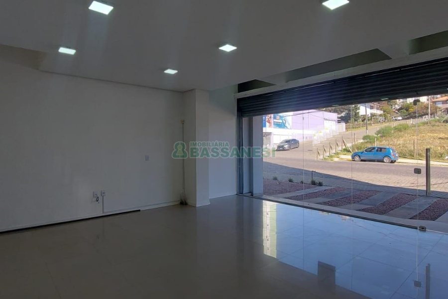 Loja com 98m², no bairro Diamantino em Caxias do Sul para Alugar