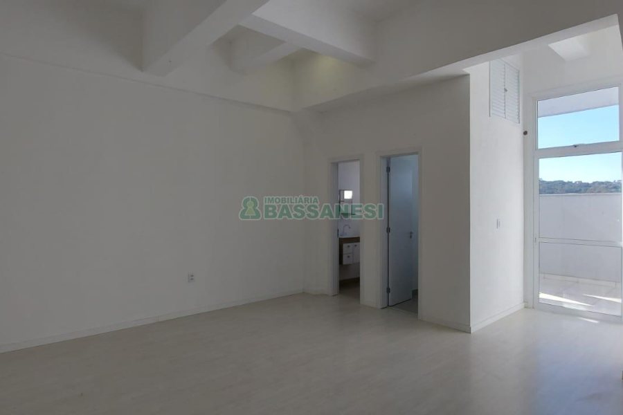 Loja com 98m², no bairro Diamantino em Caxias do Sul para Alugar