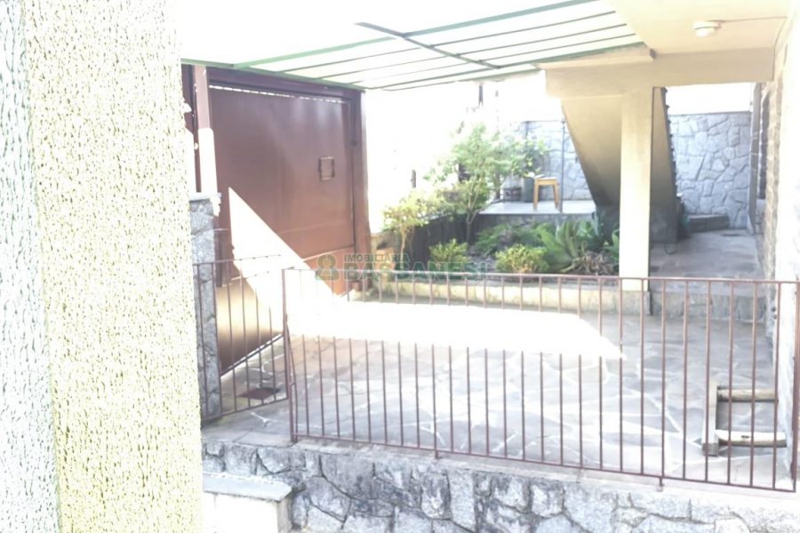 Casa com 98m², 2 dormitórios, no bairro Jardim América em Caxias do Sul para Alugar