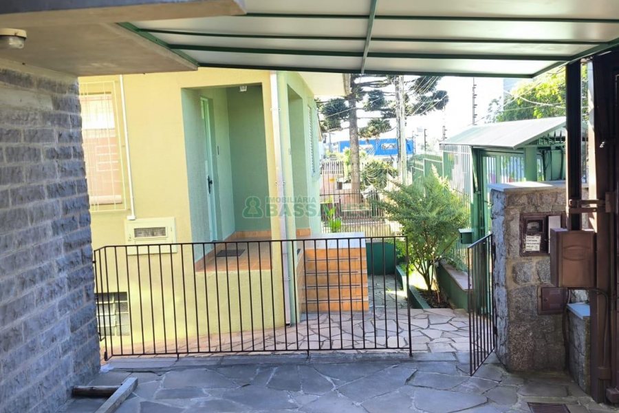 Casa com 98m², 2 dormitórios, no bairro Jardim América em Caxias do Sul para Alugar