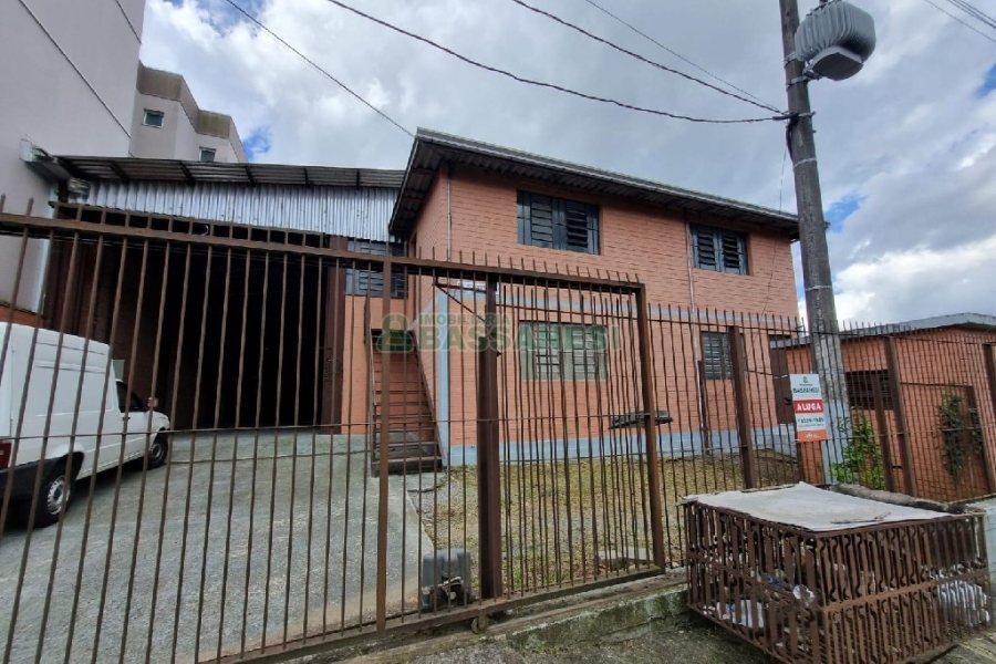 Pavilhão com 400m², no bairro Salgado Filho em Caxias do Sul para Alugar