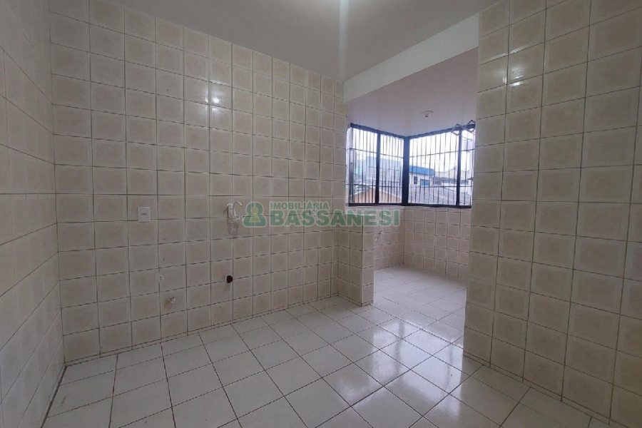 Apartamento com 65m², 2 dormitórios, 1 vaga, no bairro Sanvitto em Caxias do Sul para Comprar