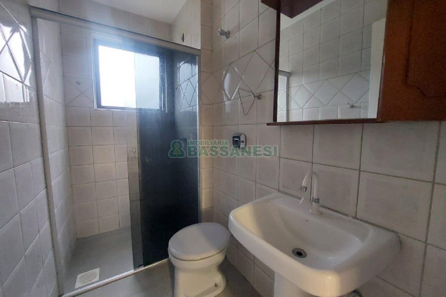 Apartamento com 65m², 2 dormitórios, 1 vaga, no bairro Sanvitto em Caxias do Sul para Comprar