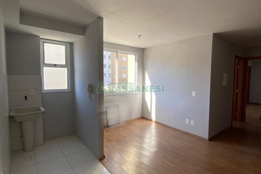 Apartamento com 67m², 2 dormitórios, 1 vaga, no bairro Nossa Senhora do Rosário em Caxias do Sul para Alugar