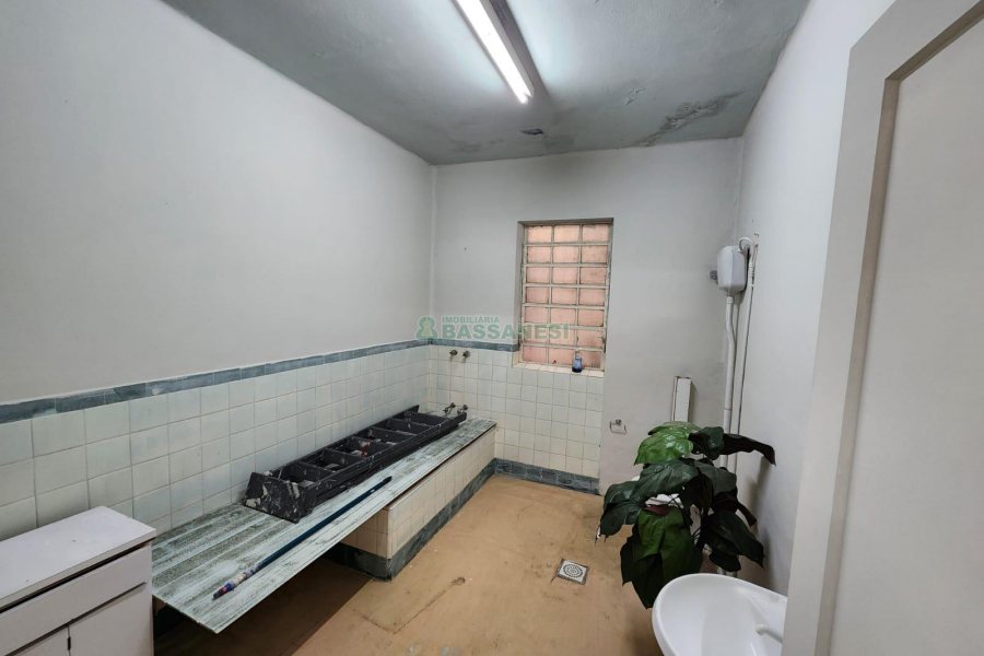 Loja com 120m², no bairro Centro em Caxias do Sul para Alugar
