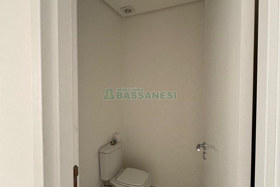 Sala com 36m², 1 vaga, no bairro Centro em Caxias do Sul para Alugar