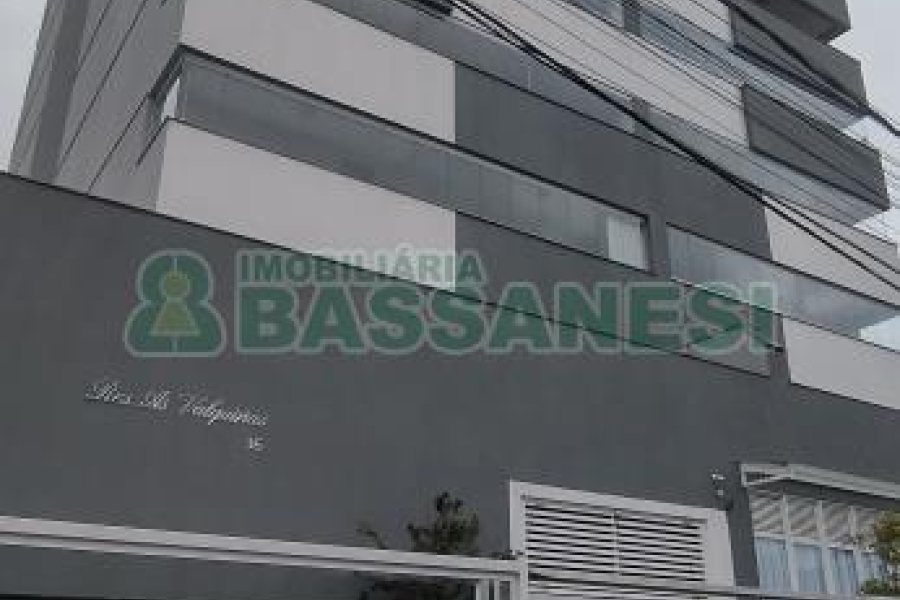 Apartamento com 72m², 2 dormitórios, 1 vaga, no bairro Medianeira em Caxias do Sul para Comprar
