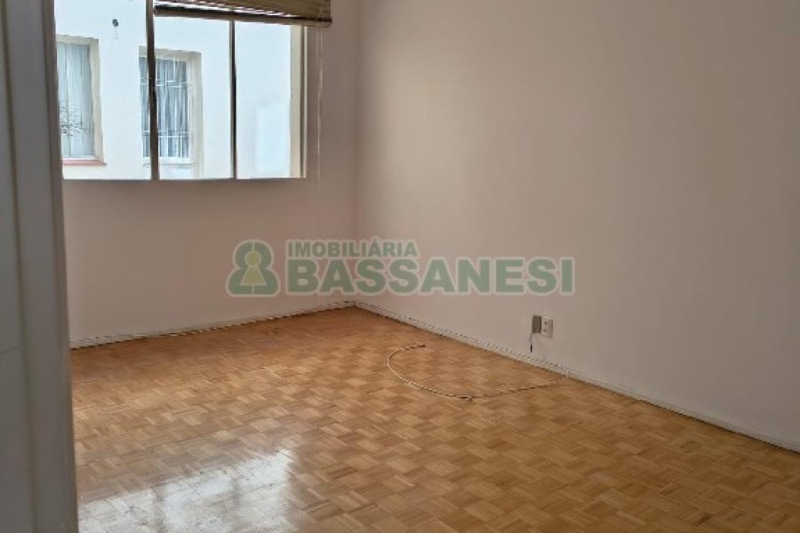 Apartamento com 80m², 2 dormitórios, 1 vaga, no bairro Nossa Senhora de Lourdes em Caxias do Sul para Alugar ou Comprar