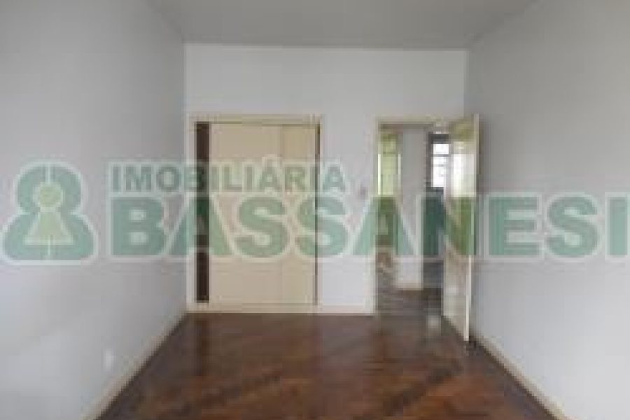 Apartamento com 114m², 3 dormitórios, no bairro São Pelegrino em Caxias do Sul para Comprar