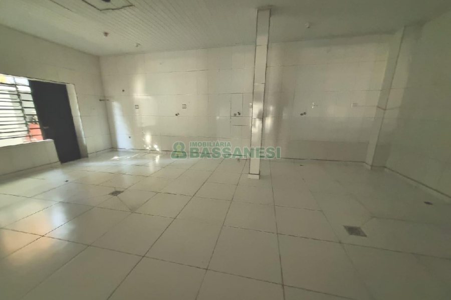 Loja com 200m², no bairro Centro em Caxias do Sul para Alugar