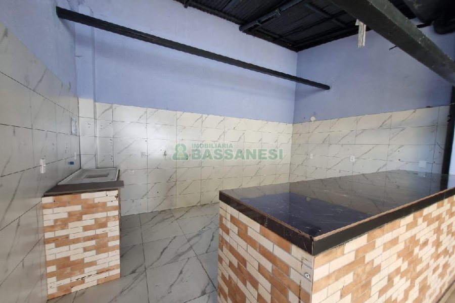 Loja com 200m², no bairro Centro em Caxias do Sul para Alugar