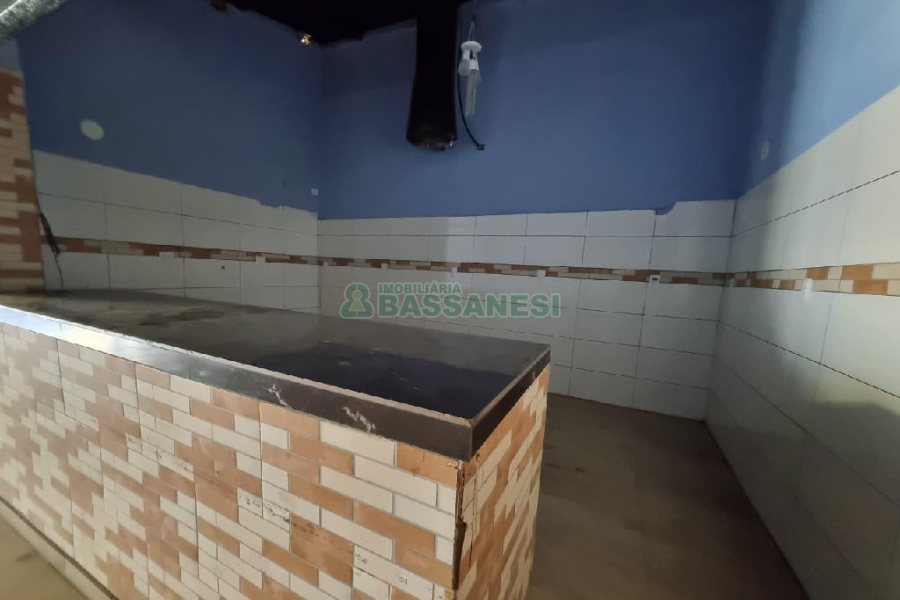 Loja com 200m², no bairro Centro em Caxias do Sul para Alugar