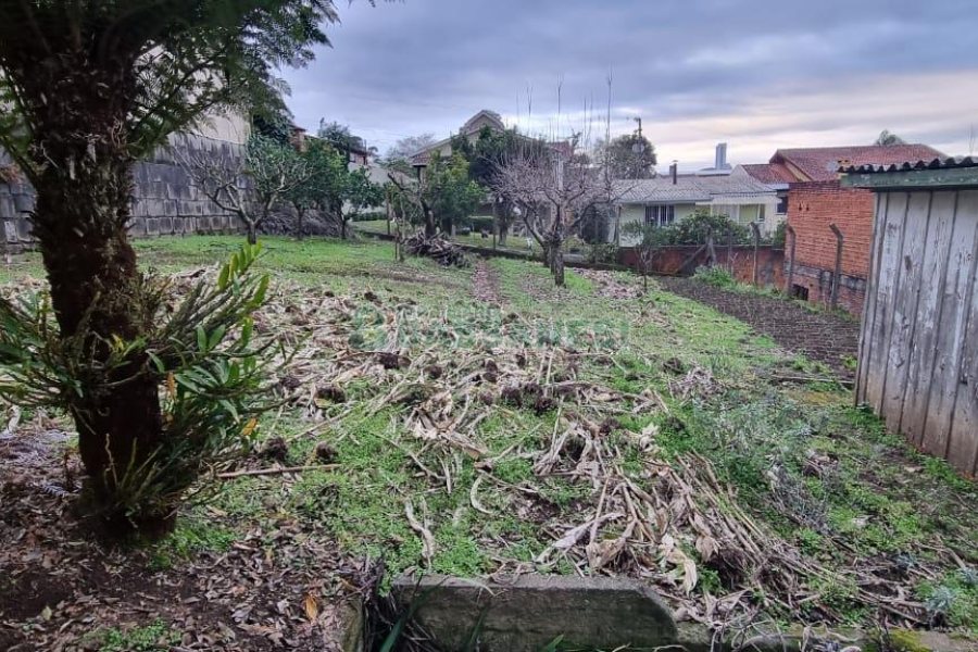 Terreno com 723m², no bairro Santa Catarina em Caxias do Sul para Comprar