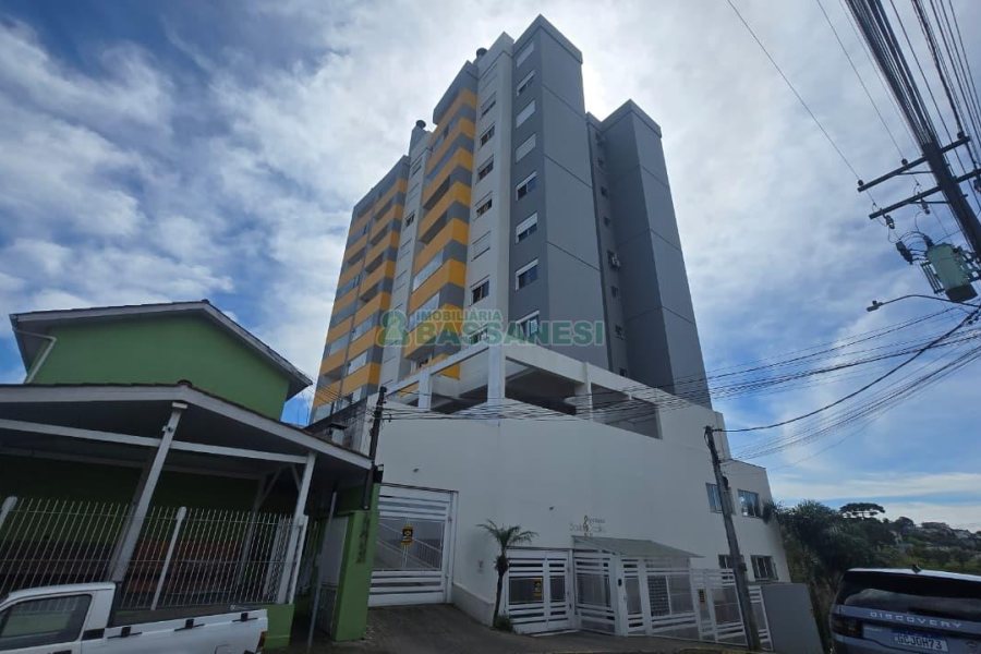 Apartamento com 57m², 2 dormitórios, 1 vaga, no bairro Santa Lúcia em Caxias do Sul para Comprar