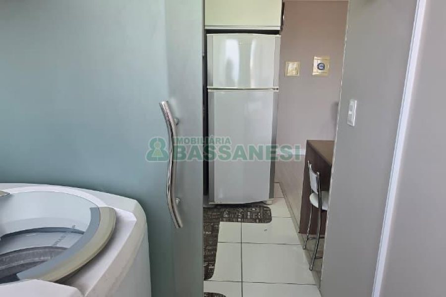 Apartamento com 57m², 2 dormitórios, 1 vaga, no bairro Santa Lúcia em Caxias do Sul para Comprar