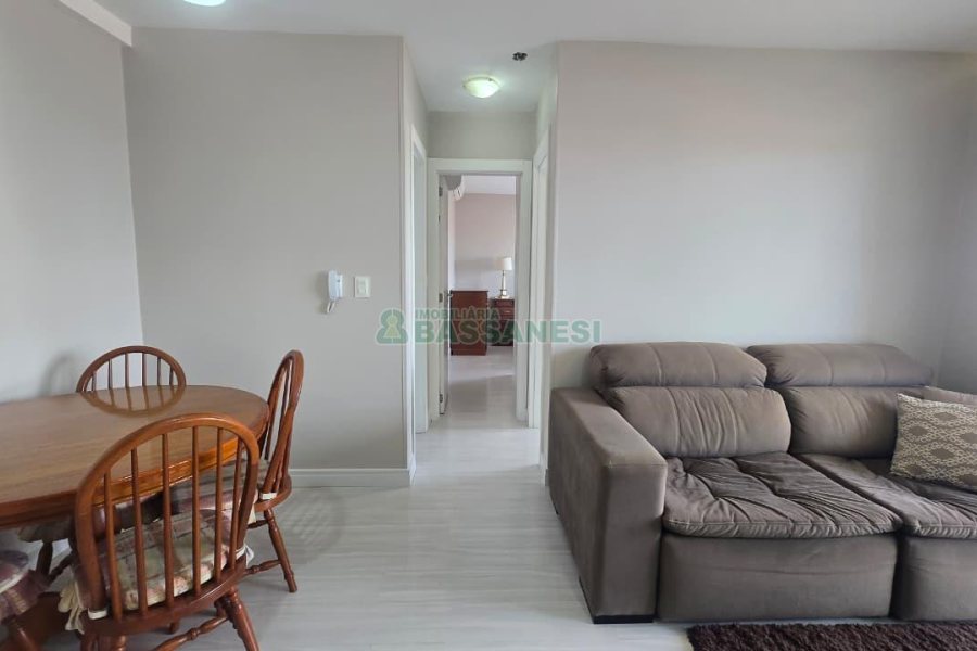 Apartamento com 57m², 2 dormitórios, 1 vaga, no bairro Santa Lúcia em Caxias do Sul para Comprar