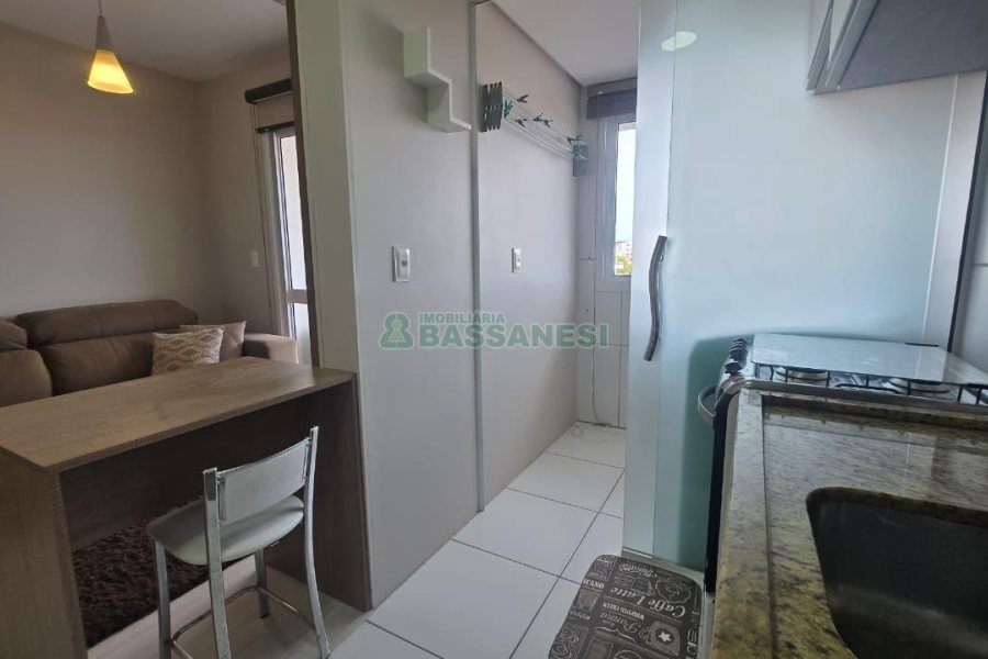 Apartamento com 57m², 2 dormitórios, 1 vaga, no bairro Santa Lúcia em Caxias do Sul para Comprar