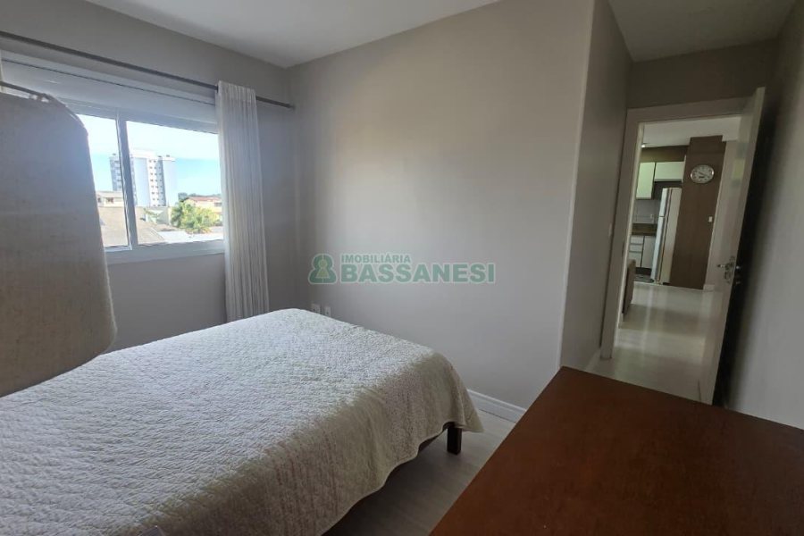 Apartamento com 57m², 2 dormitórios, 1 vaga, no bairro Santa Lúcia em Caxias do Sul para Comprar