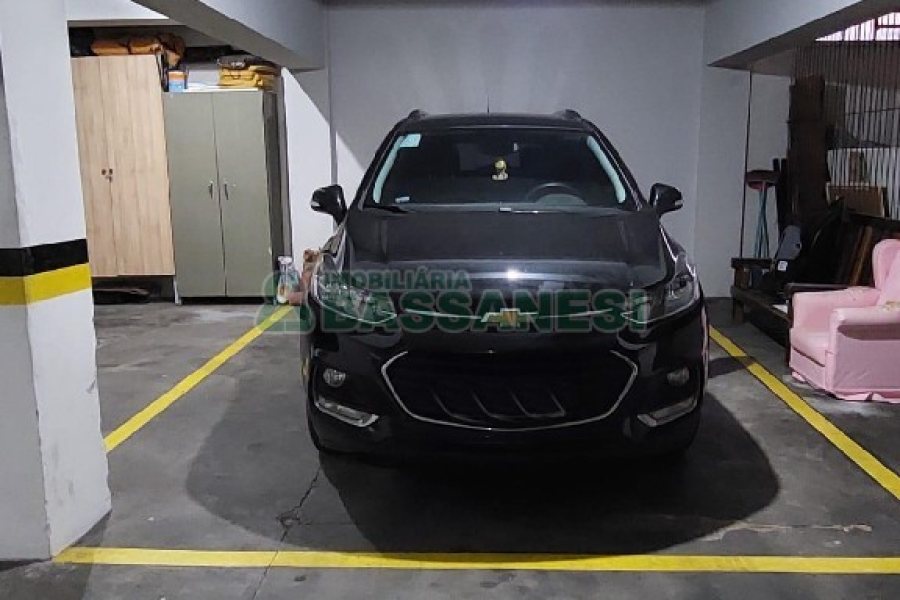 Apartamento com 140m², 3 dormitórios, 2 vagas, no bairro Lourdes em Caxias do Sul para Alugar