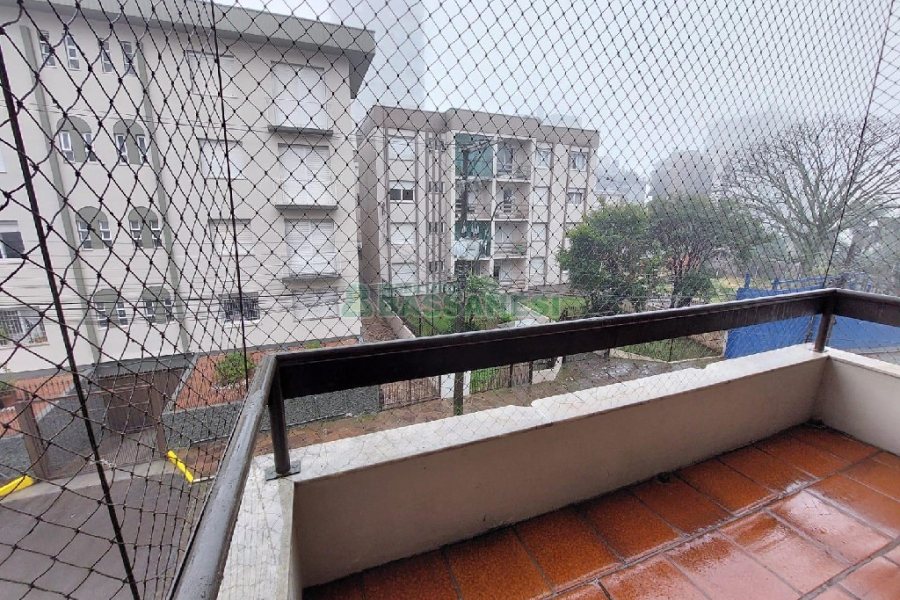 Apartamento com 140m², 3 dormitórios, 2 vagas, no bairro Lourdes em Caxias do Sul para Alugar