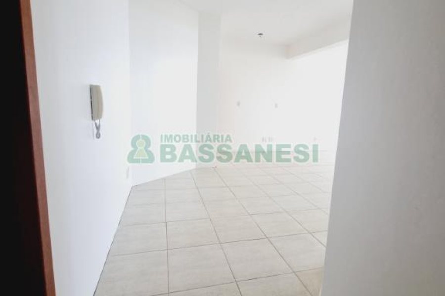 Sala com 42m², no bairro Lourdes em Caxias do Sul para Comprar