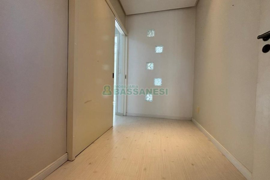 Sala com 35m², no bairro São Pelegrino em Caxias do Sul para Alugar