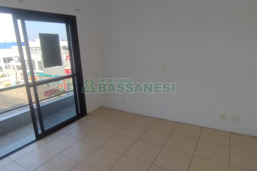 Apartamento com 81m², 2 dormitórios, 1 vaga, no bairro Santa Lúcia em Caxias do Sul para Comprar