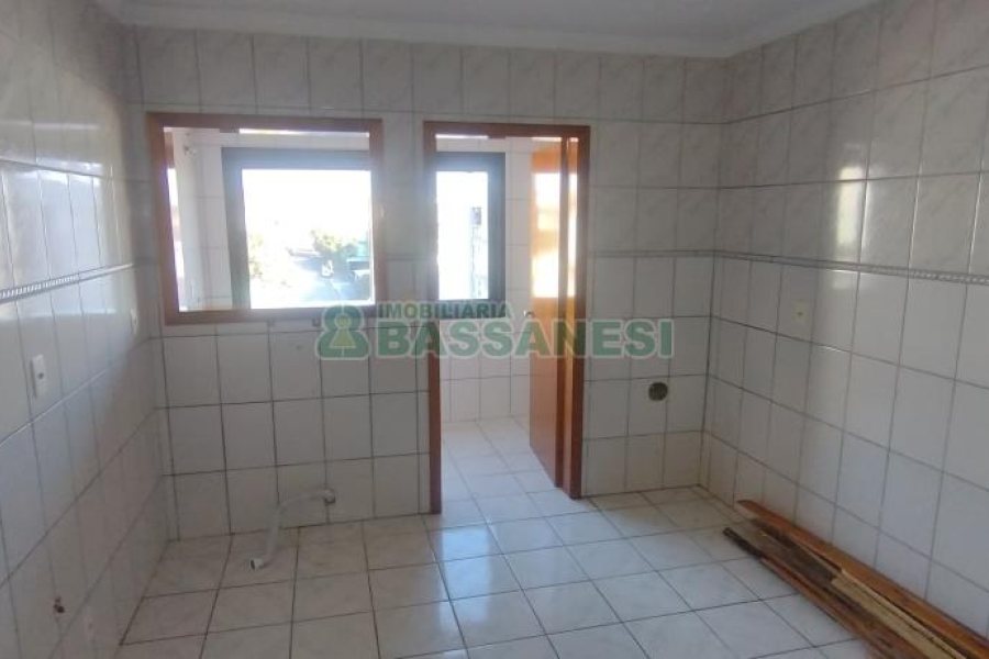 Apartamento com 81m², 2 dormitórios, 1 vaga, no bairro Santa Lúcia em Caxias do Sul para Comprar