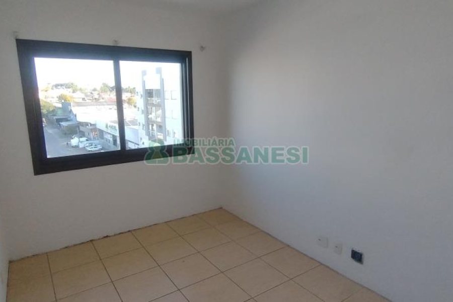 Apartamento com 81m², 2 dormitórios, 1 vaga, no bairro Santa Lúcia em Caxias do Sul para Comprar