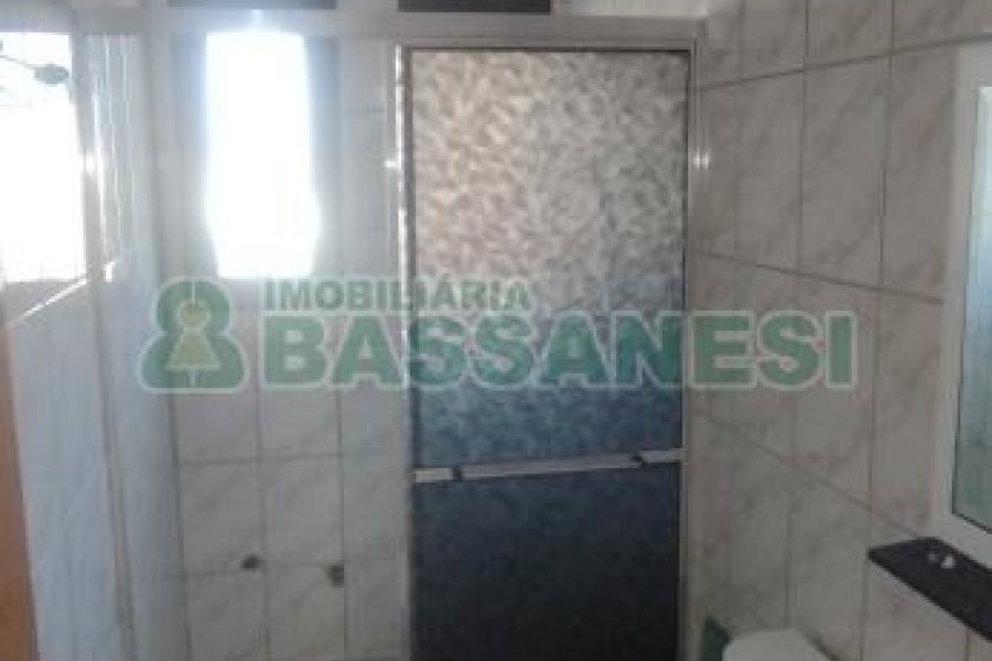 Apartamento com 81m², 2 dormitórios, 1 vaga, no bairro Santa Lúcia em Caxias do Sul para Comprar