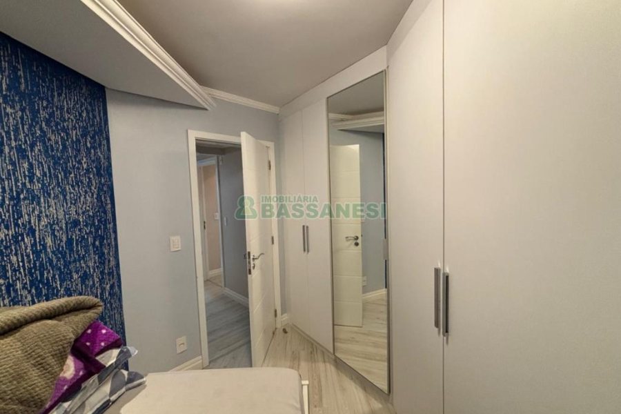 Apto Mobiliado com 98m², 2 dormitórios, 1 vaga, no bairro São Pelegrino em Caxias do Sul para Alugar