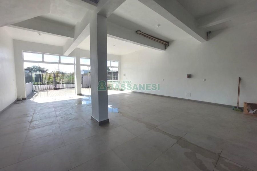 Loja com 100m², no bairro São Ciro em Caxias do Sul para Alugar