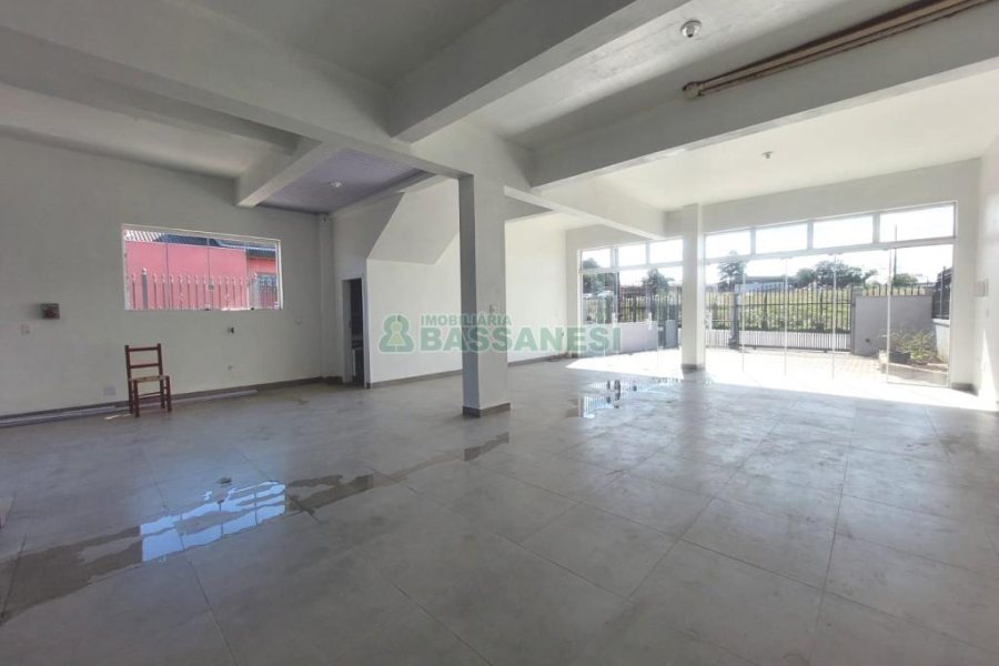 Loja com 100m², no bairro São Ciro em Caxias do Sul para Alugar