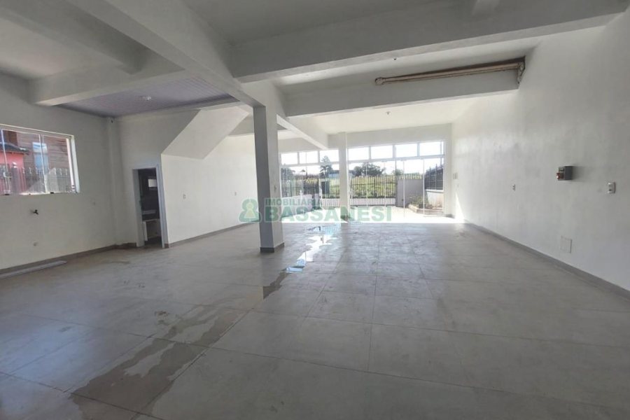 Loja com 100m², no bairro São Ciro em Caxias do Sul para Alugar