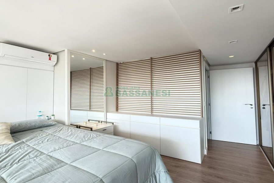 Apto Mobiliado com 85m², 2 dormitórios, 2 vagas, no bairro Centro em Caxias do Sul para Alugar