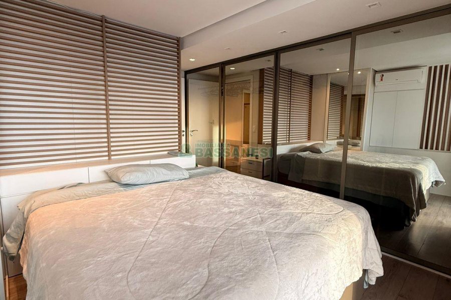 Apto Mobiliado com 85m², 2 dormitórios, 2 vagas, no bairro Exposição em Caxias do Sul para Alugar