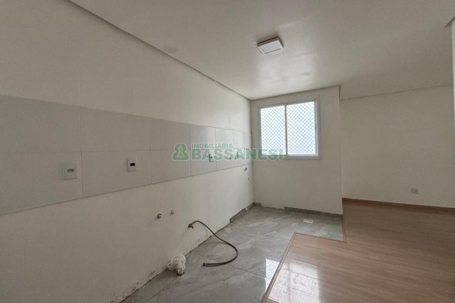 Apartamento com 68m², 2 dormitórios, 1 vaga, no bairro Vila Verde em Caxias do Sul para Alugar