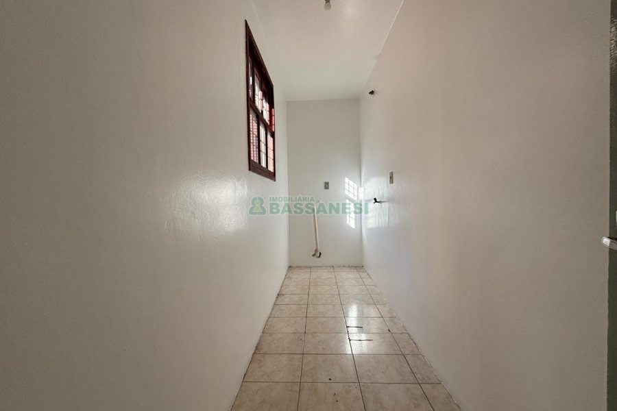 Casa com 100m², 3 dormitórios, no bairro Floresta em Caxias do Sul para Alugar